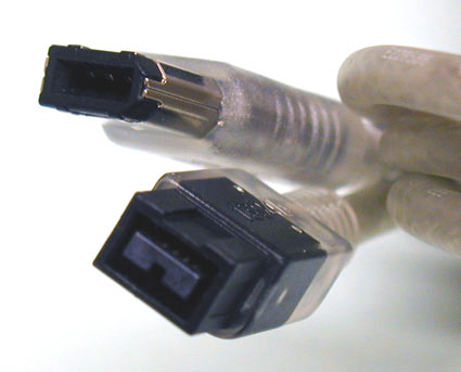 This cable is also used for operating an older FireWire device connected to a 1394b controller.